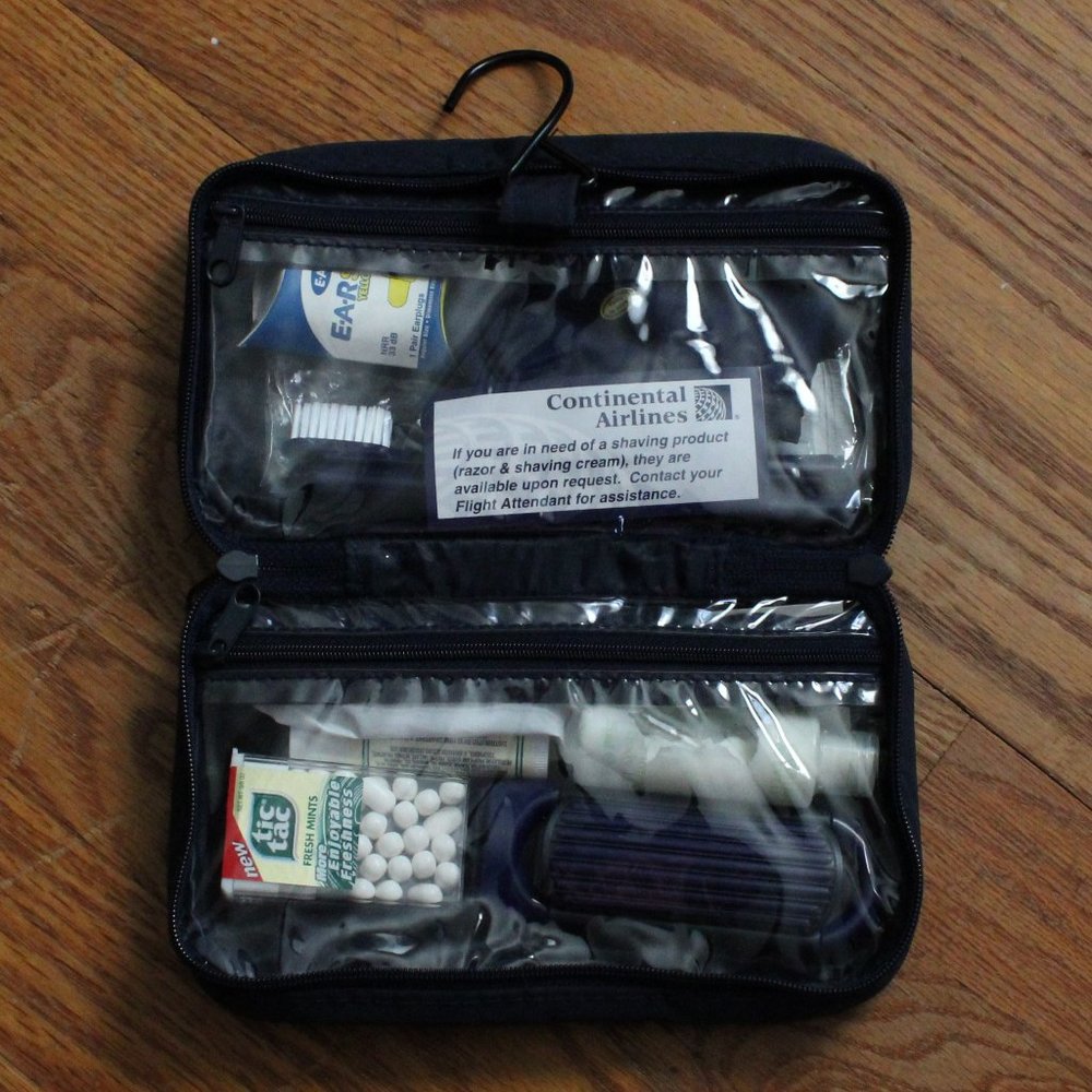 Vintage Continental Airlines Amenity Travel Pack